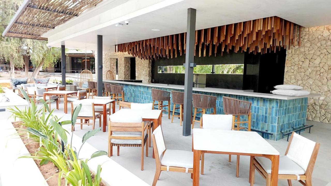 Mokuti Etosha Villa นามูโทนิ ภายนอก รูปภาพ
