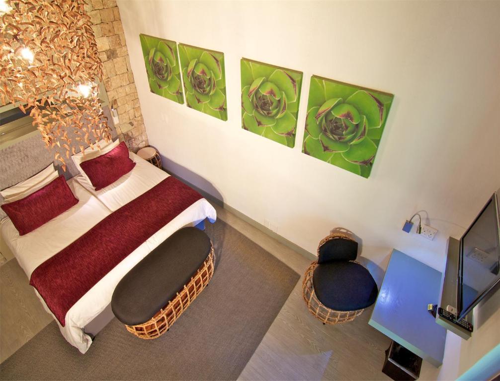 Mokuti Etosha Villa นามูโทนิ ภายนอก รูปภาพ